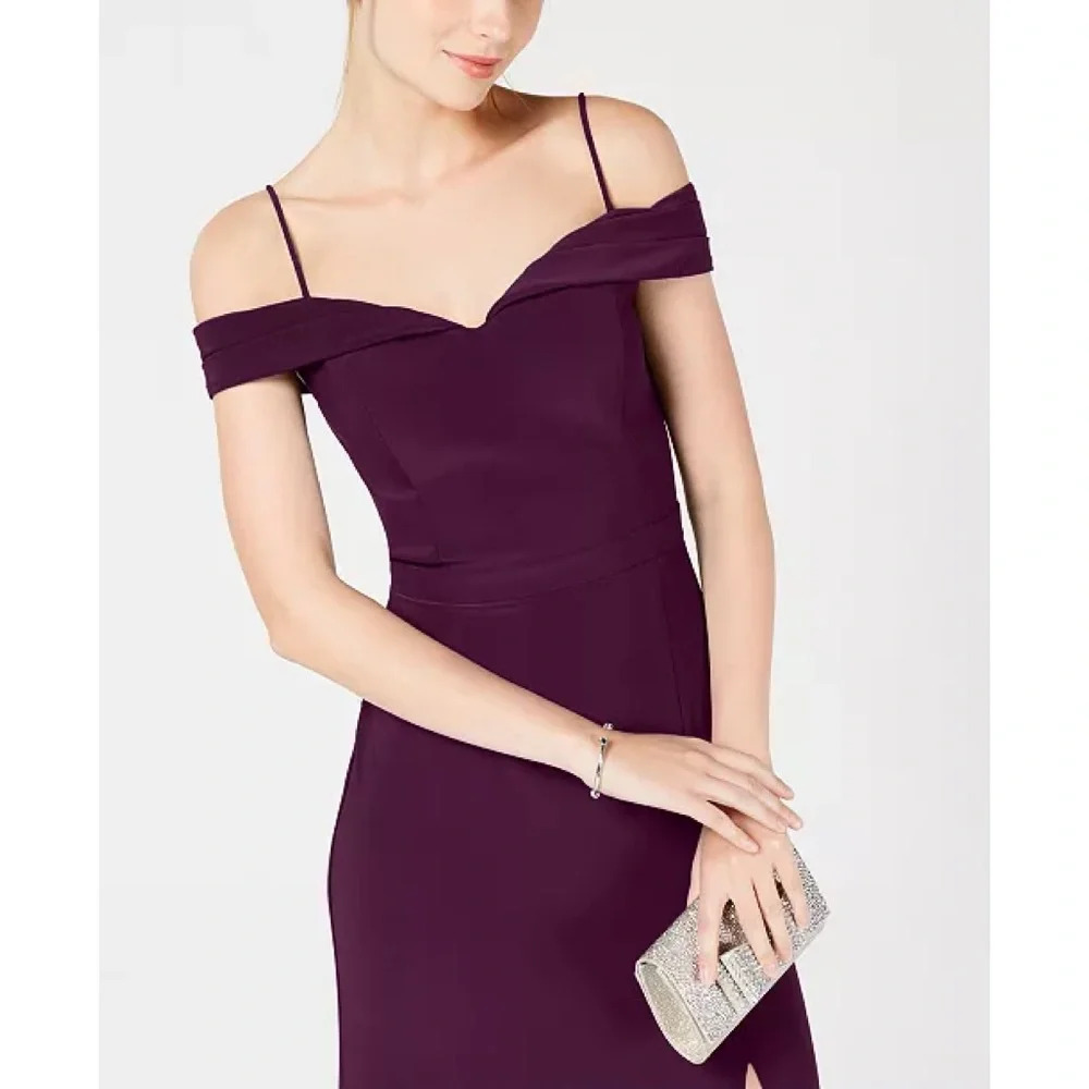 Morgan & Company Cold-Shoulder Gown Wine - Picture 2 of 3